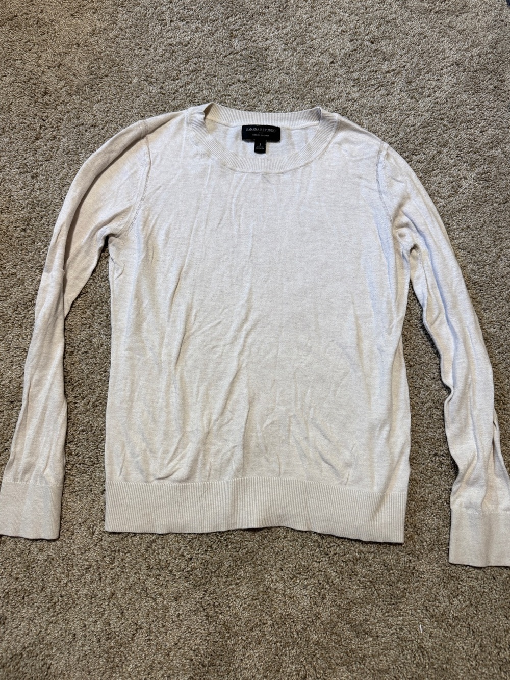 Small Women’s Banana Repulic Cream Long Sleeve Top